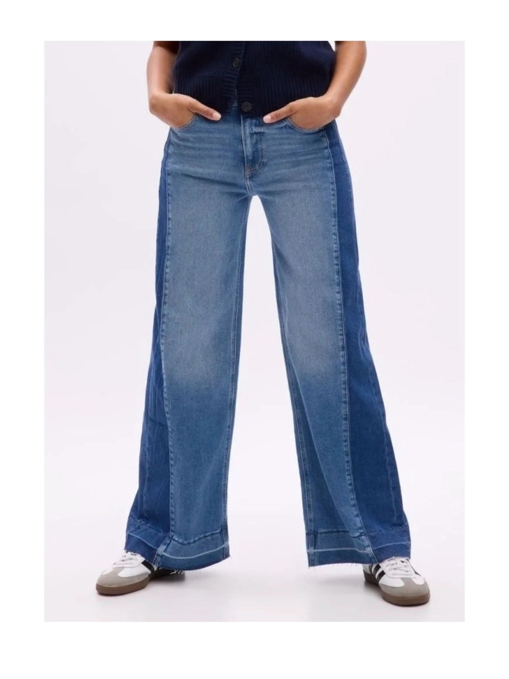 GAP High Rise Stride Women's Two-Tone Wide Leg Jeans - Blue - Picture 2 of 4